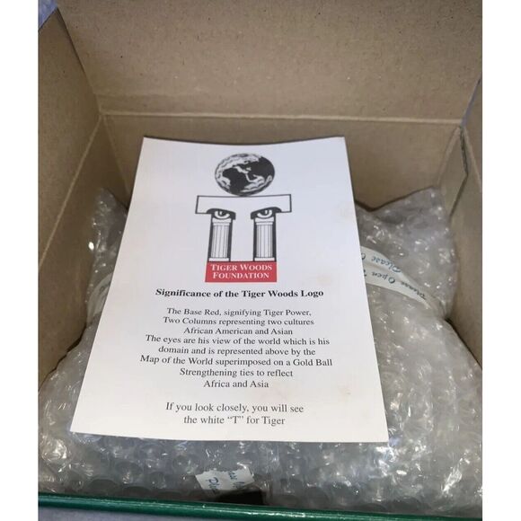 Tiger Woods Foundation tiger figurine with ball. 2018 - Picture 4 of 5